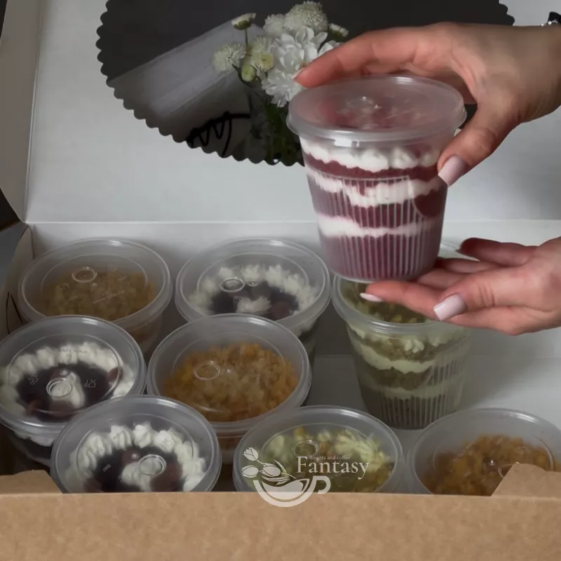 Трайфл ( красный бархат/фисташка/морковный/брауни) 2